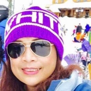 Meet your Posher, Myrna